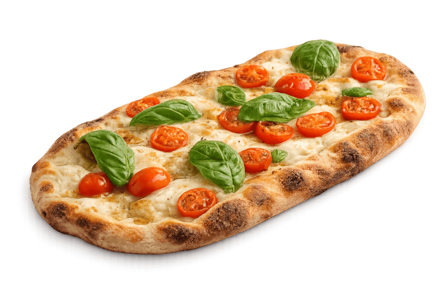 Pinsa romana su tagliere di legno con condimento classico pomodoro e mozzarella
